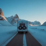 Réglementation pneus camping-car : ce que j’ai appris sur la législation avant de prendre la route cet hiver